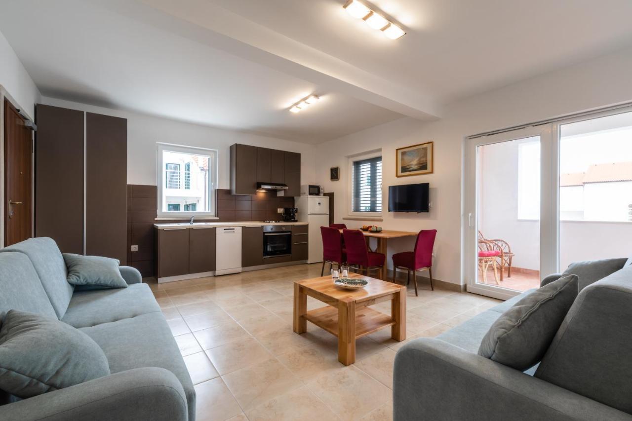 Villa Iva Mirce Exteriér fotografie